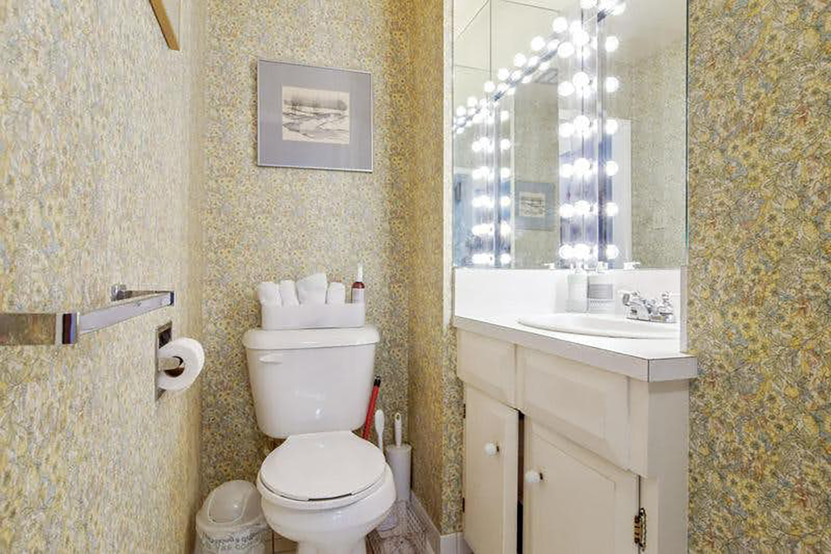 3775 Elmwood Street, Burnaby 15