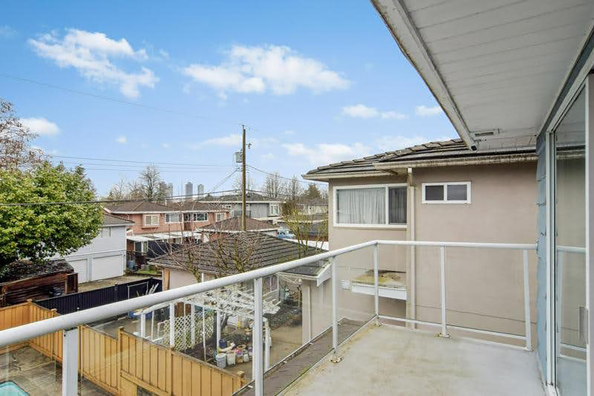 3775 Elmwood Street, Burnaby 19