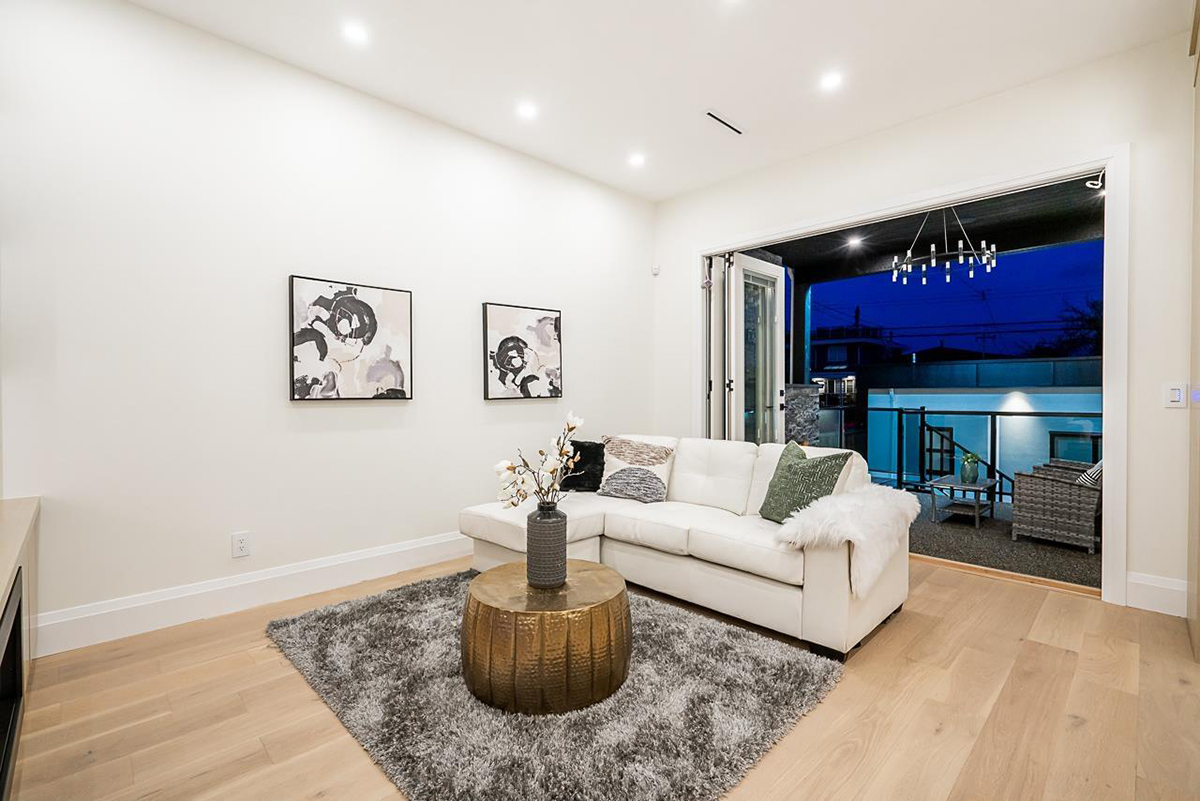 4858 Pender Street, Burnaby 12