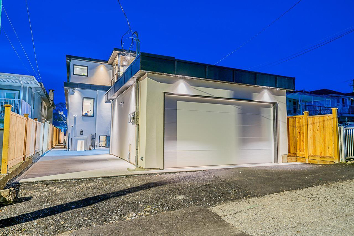 4858 Pender Street, Burnaby 34