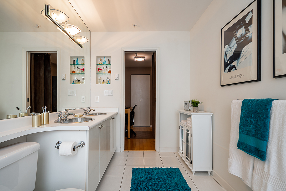 301 928 Richards Street, Vancouver 21