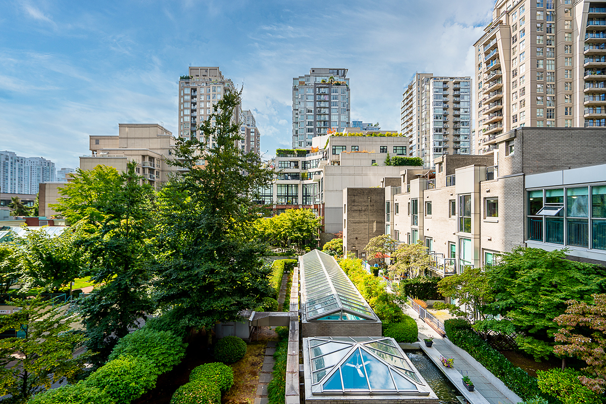 301 928 Richards Street, Vancouver 31