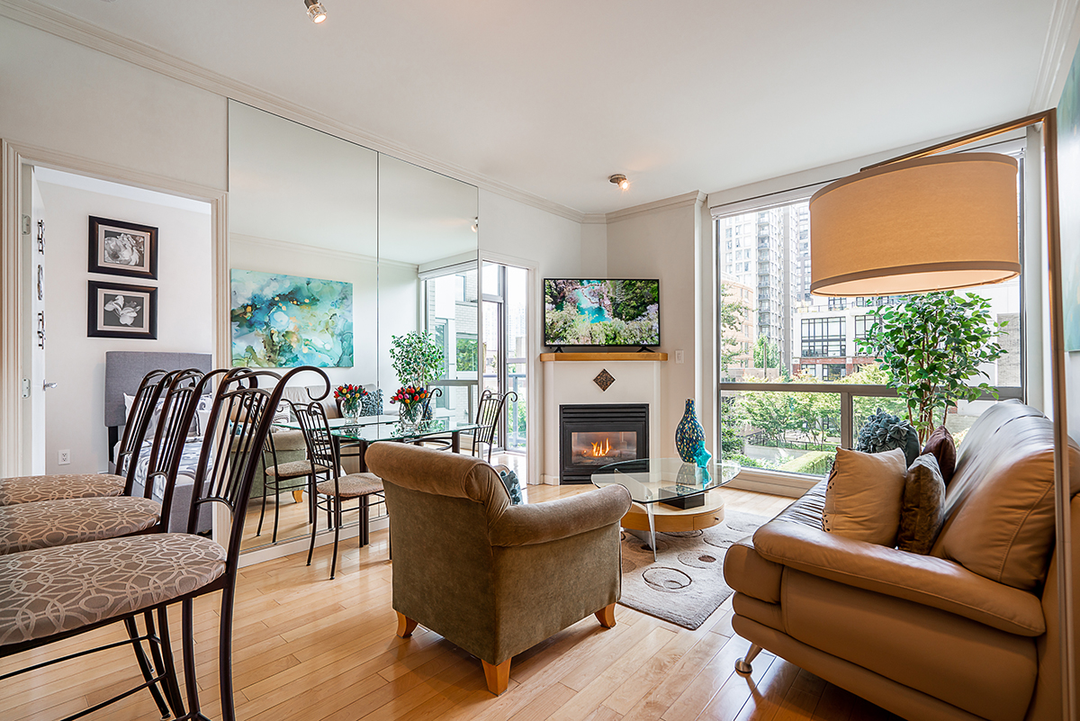 301 928 Richards Street, Vancouver 11