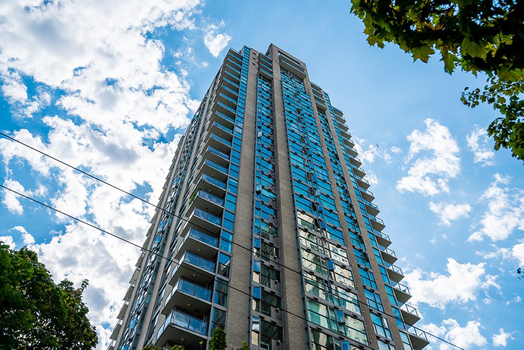 301 928 Richards Street, Vancouver