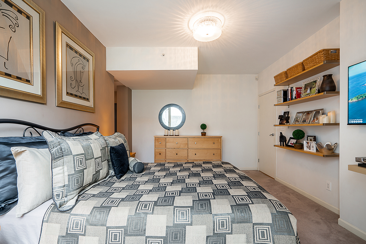 301 928 Richards Street, Vancouver 18