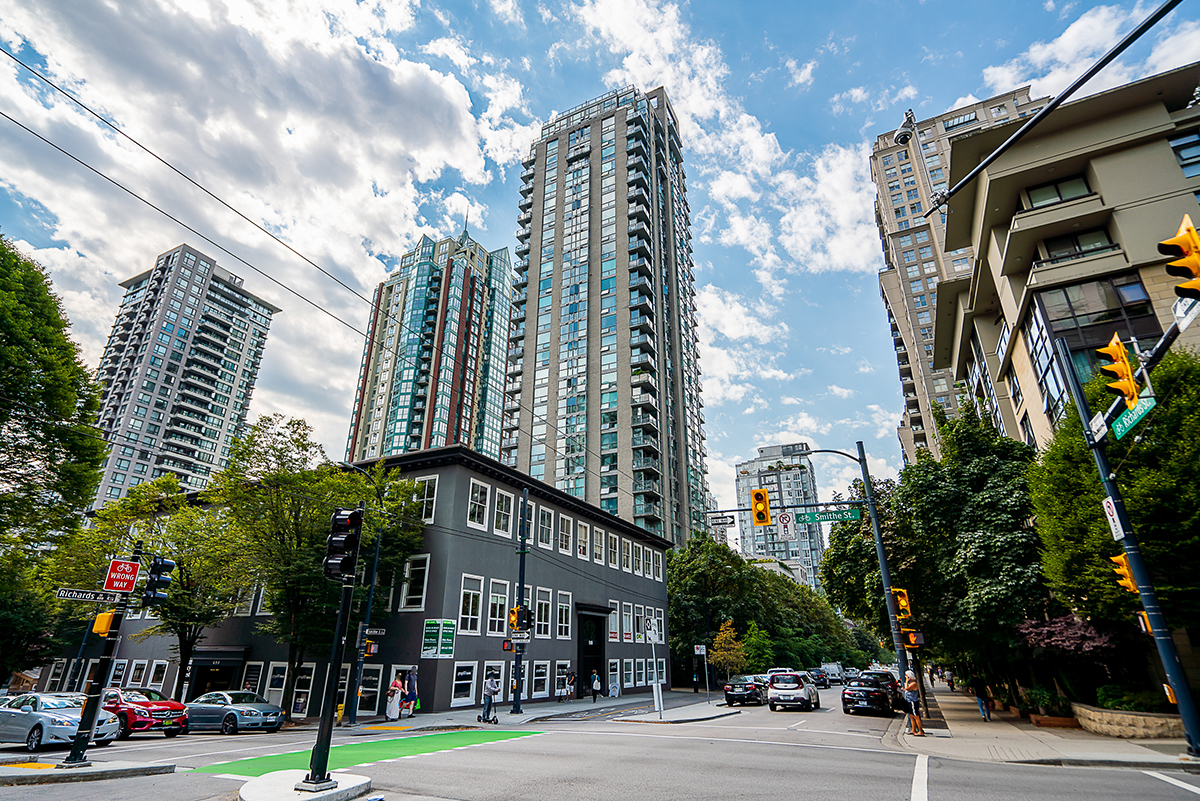 301 928 Richards Street, Vancouver 2