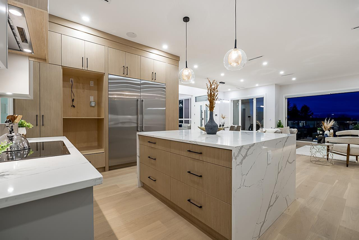7732 Hazelmere Street, Burnaby 12