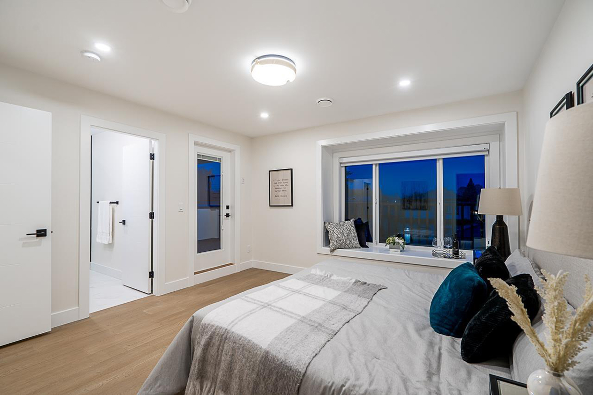 6881 Dunnedin Street, Burnaby 31