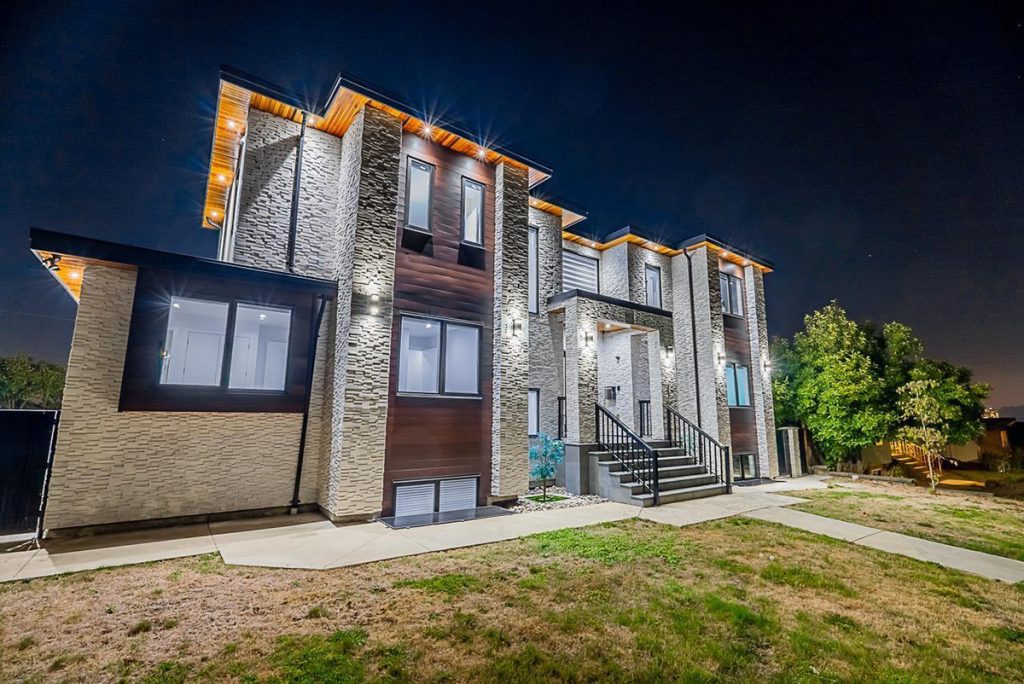 8871 Monroe Avenue, Burnaby