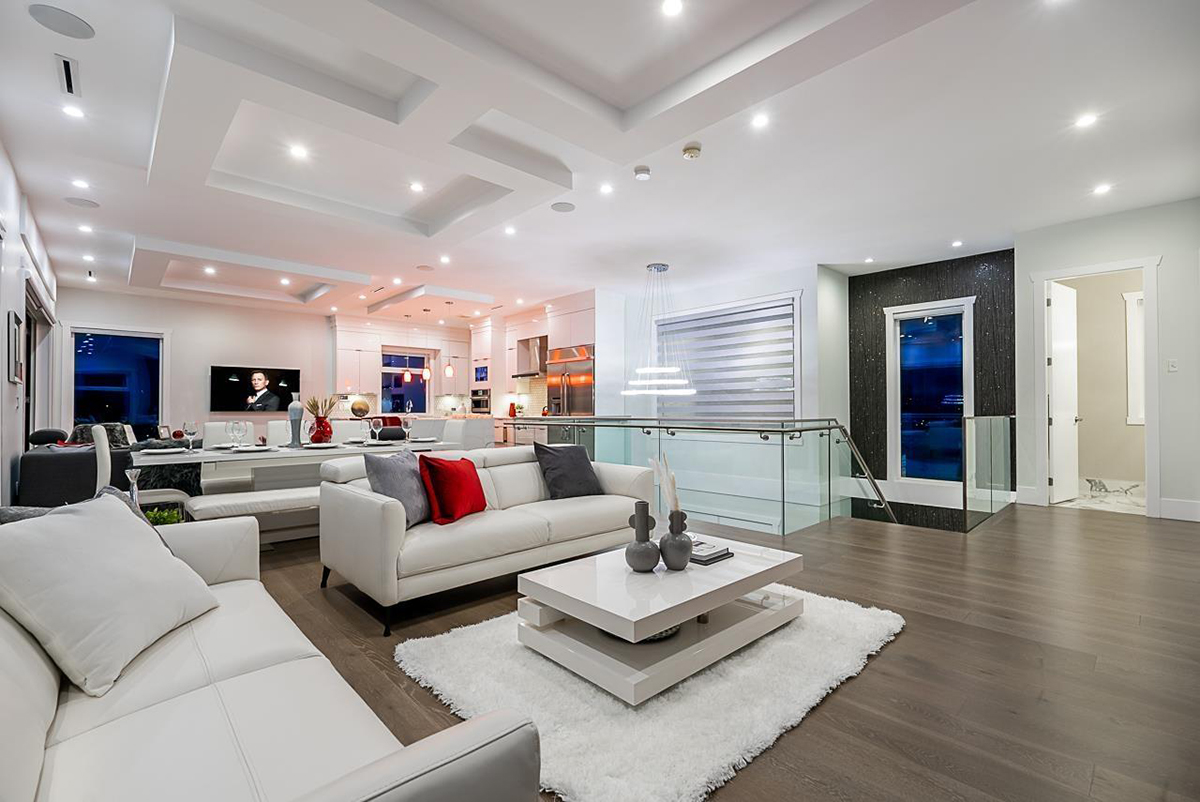 8871 Monroe Avenue, Burnaby 4