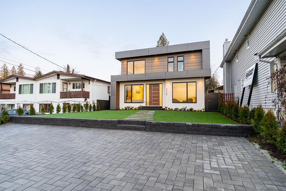 7740 Rosewood Street, Burnaby
