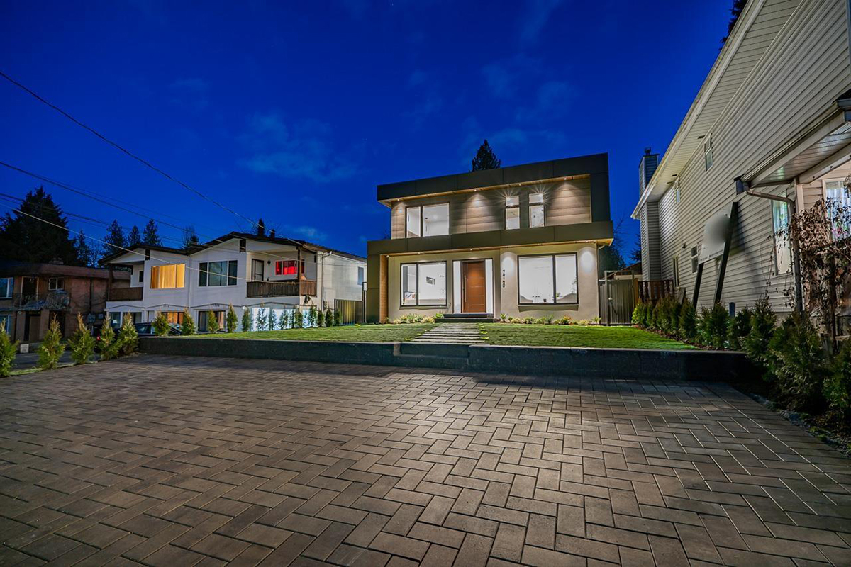 7740 Rosewood Street, Burnaby 2