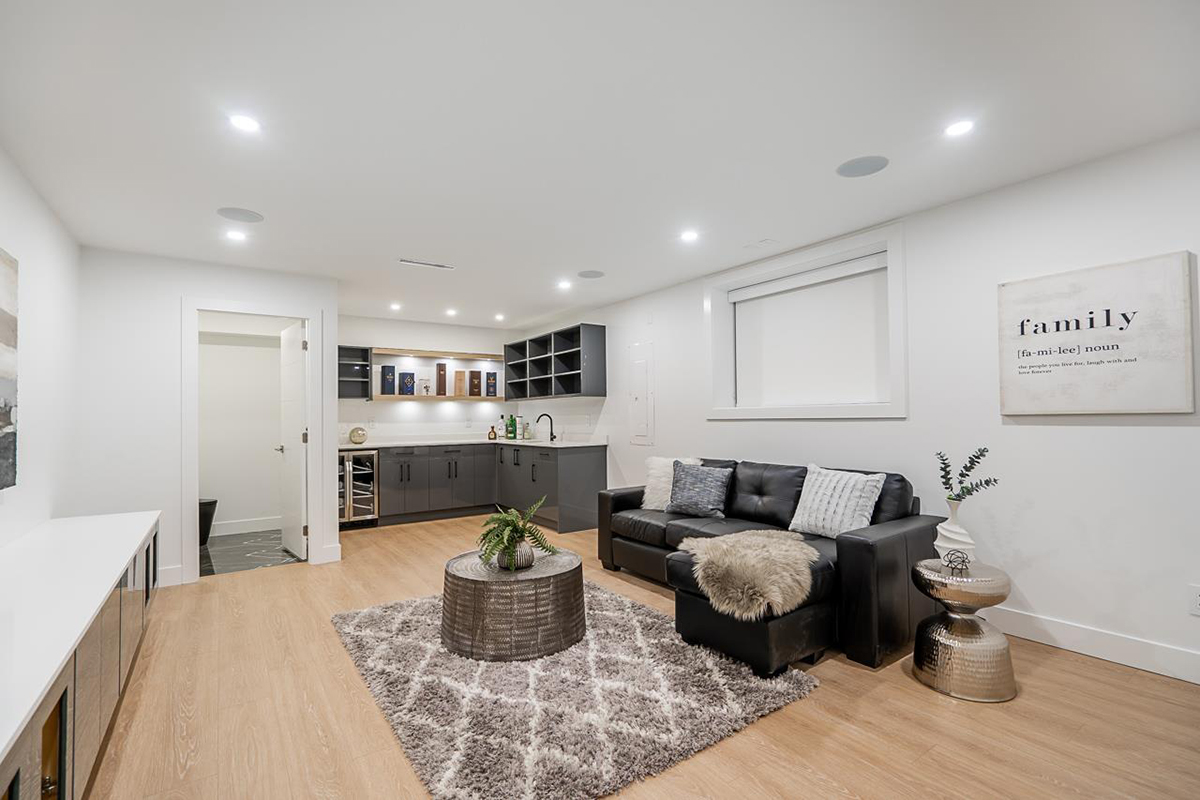 7740 Rosewood Street, Burnaby 29