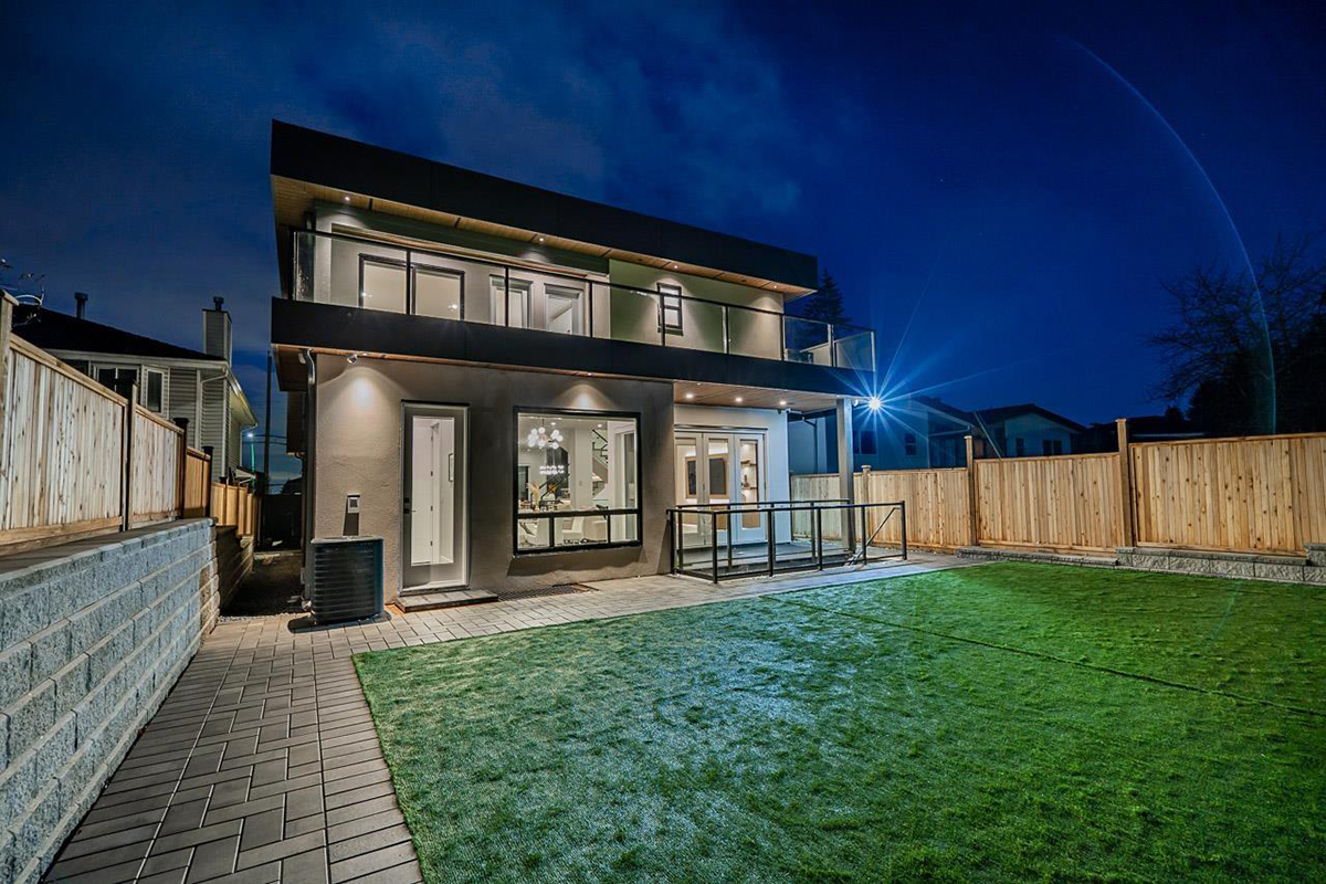 7740 Rosewood Street, Burnaby 31
