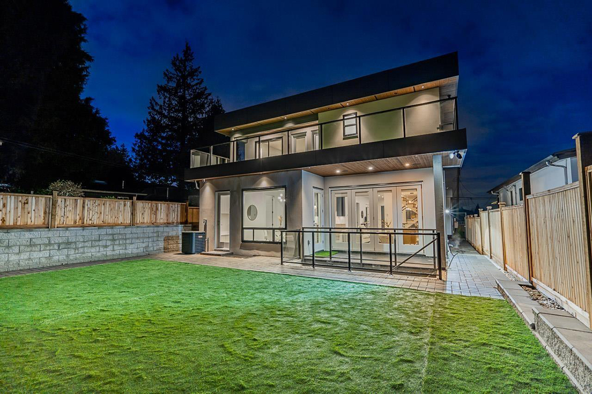 7740 Rosewood Street, Burnaby 32