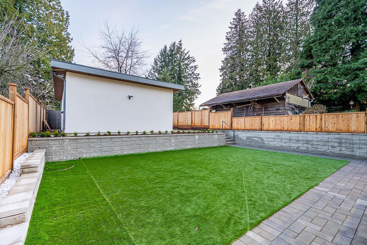 7740 Rosewood Street, Burnaby 34