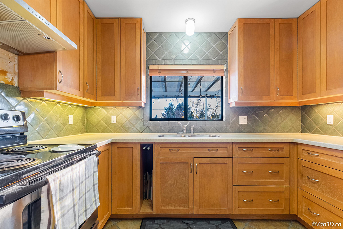 6050 Buchanan Street, Burnaby 10