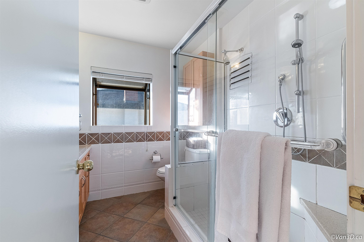 6050 Buchanan Street, Burnaby 13