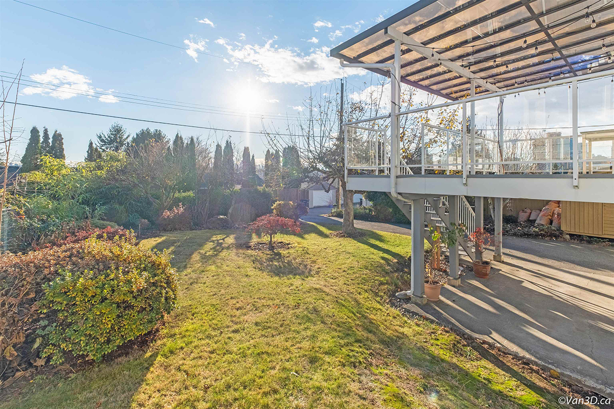 6050 Buchanan Street, Burnaby 32