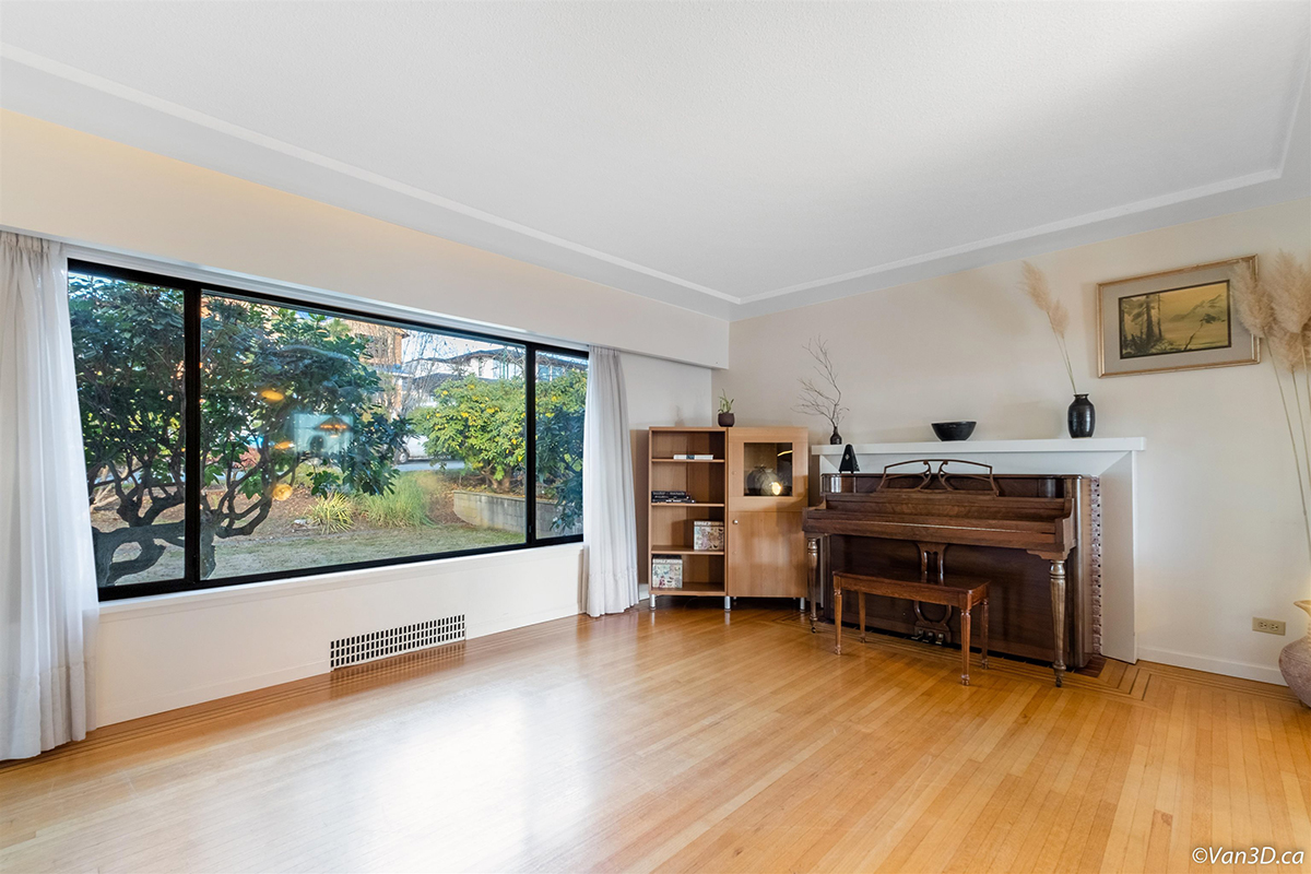 6050 Buchanan Street, Burnaby 6