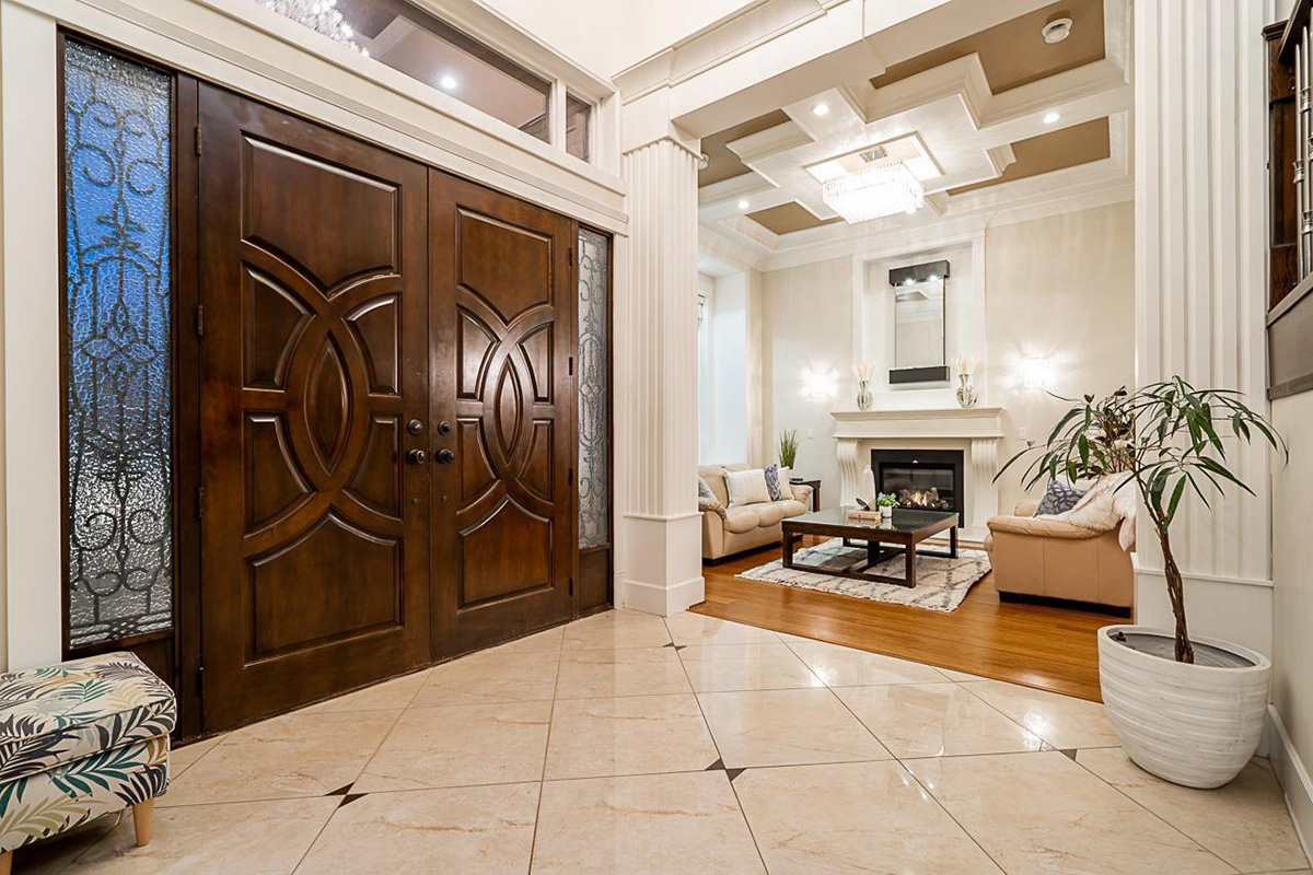 8768 Armstrong Avenue, Burnaby 3