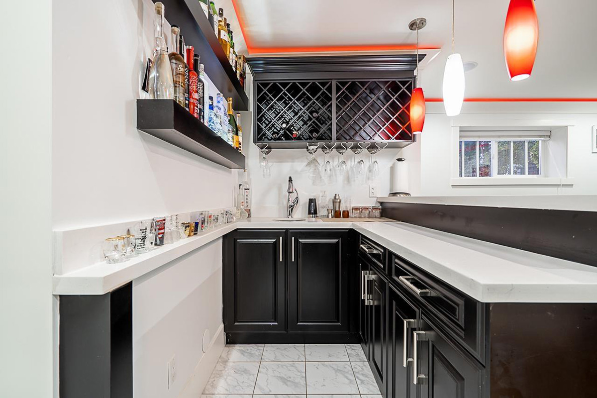 8768 Armstrong Avenue, Burnaby 31