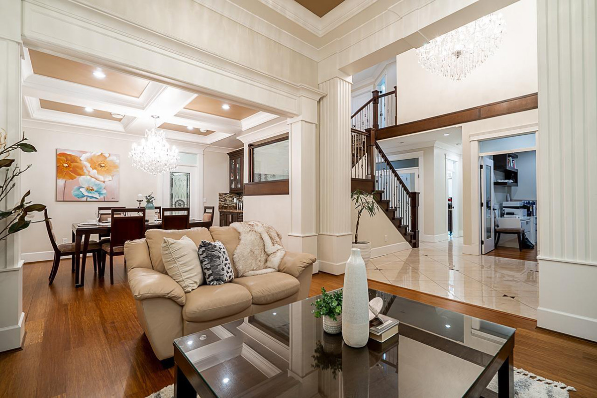 8768 Armstrong Avenue, Burnaby 5