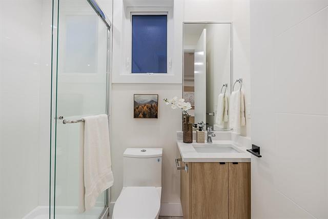 2970 VENABLES STREET VANCOUVER 13