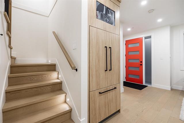 2970 VENABLES STREET VANCOUVER 14