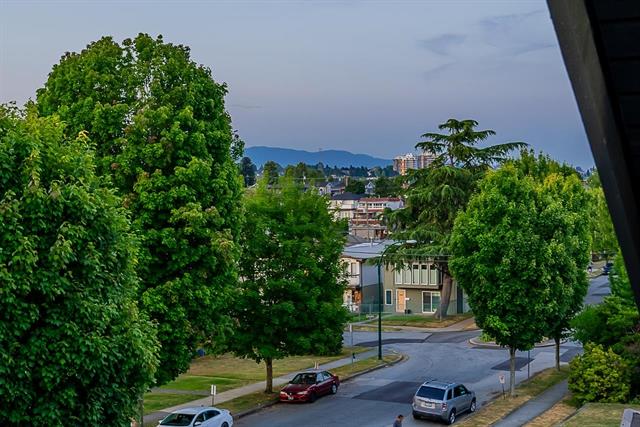 2970 VENABLES STREET VANCOUVER 28