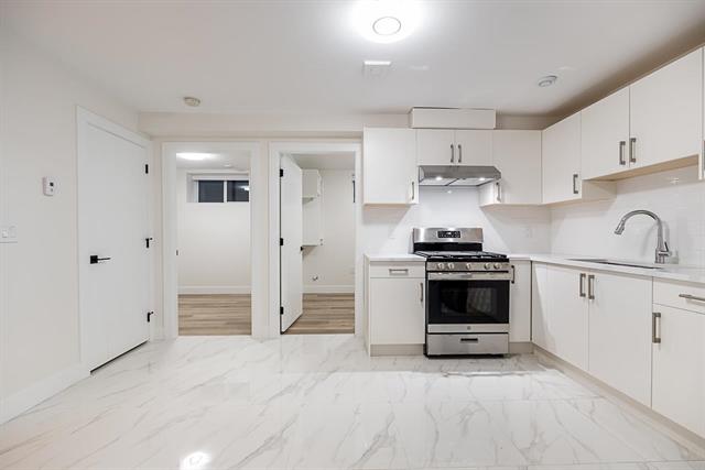 2970 VENABLES STREET VANCOUVER 31