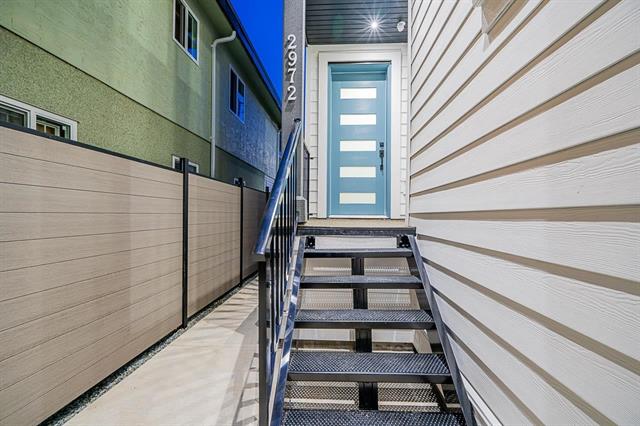 2972 VENABLES STREET VANCOUVER 2