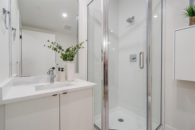 2972 VENABLES STREET VANCOUVER 19