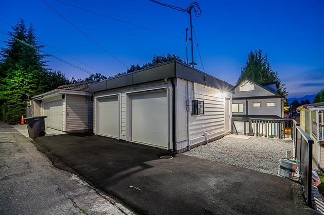 2972 VENABLES STREET VANCOUVER 35