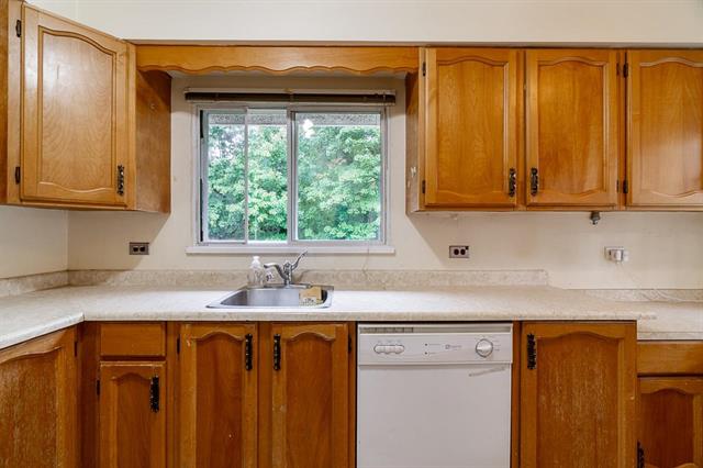8290 18th Ave, Burnaby 11