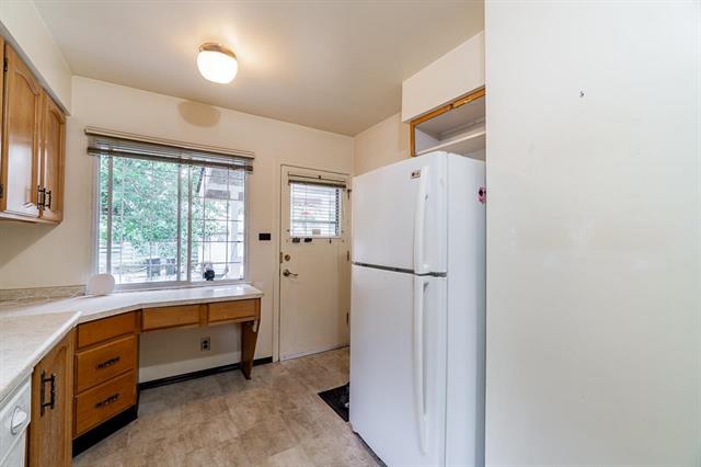 8290 18th Ave, Burnaby 10