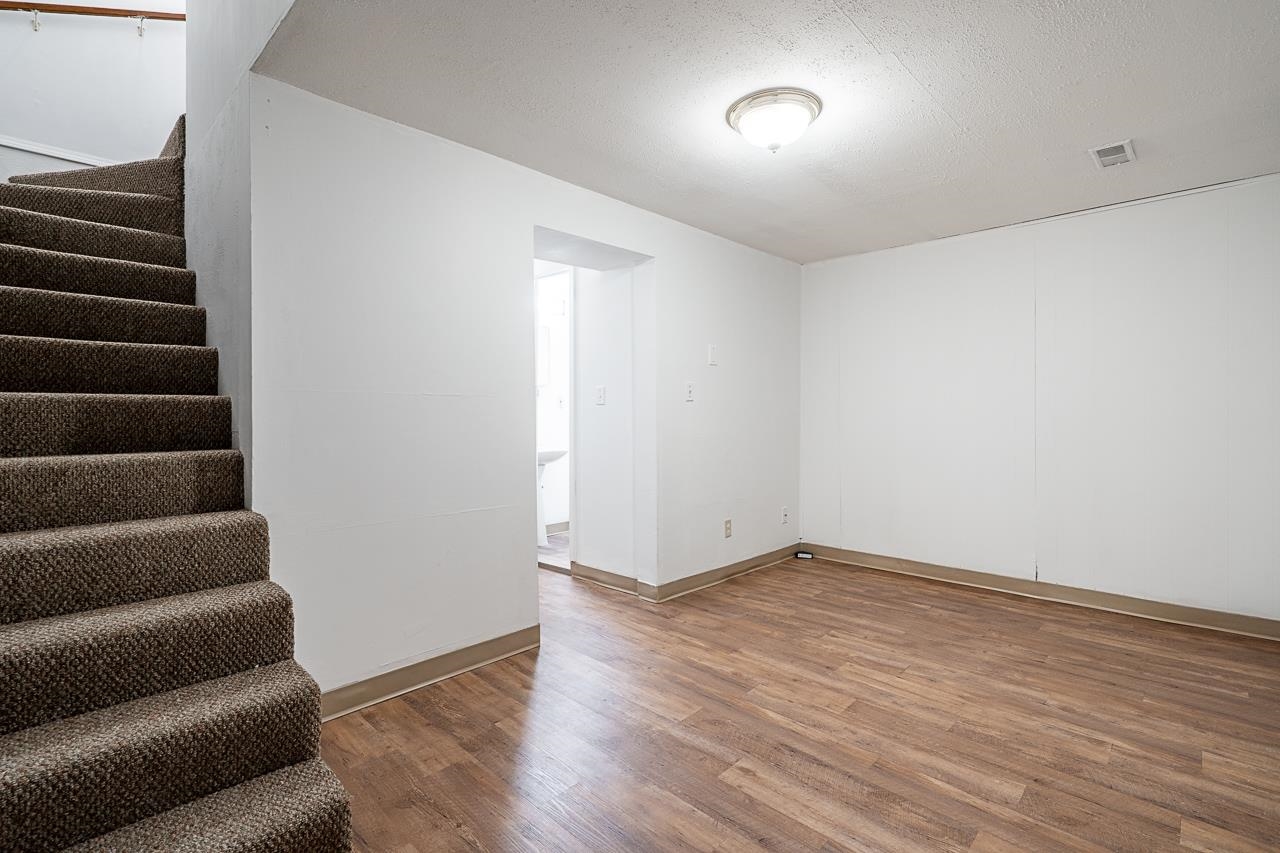 8916 ORION PLACE, Burnaby 24
