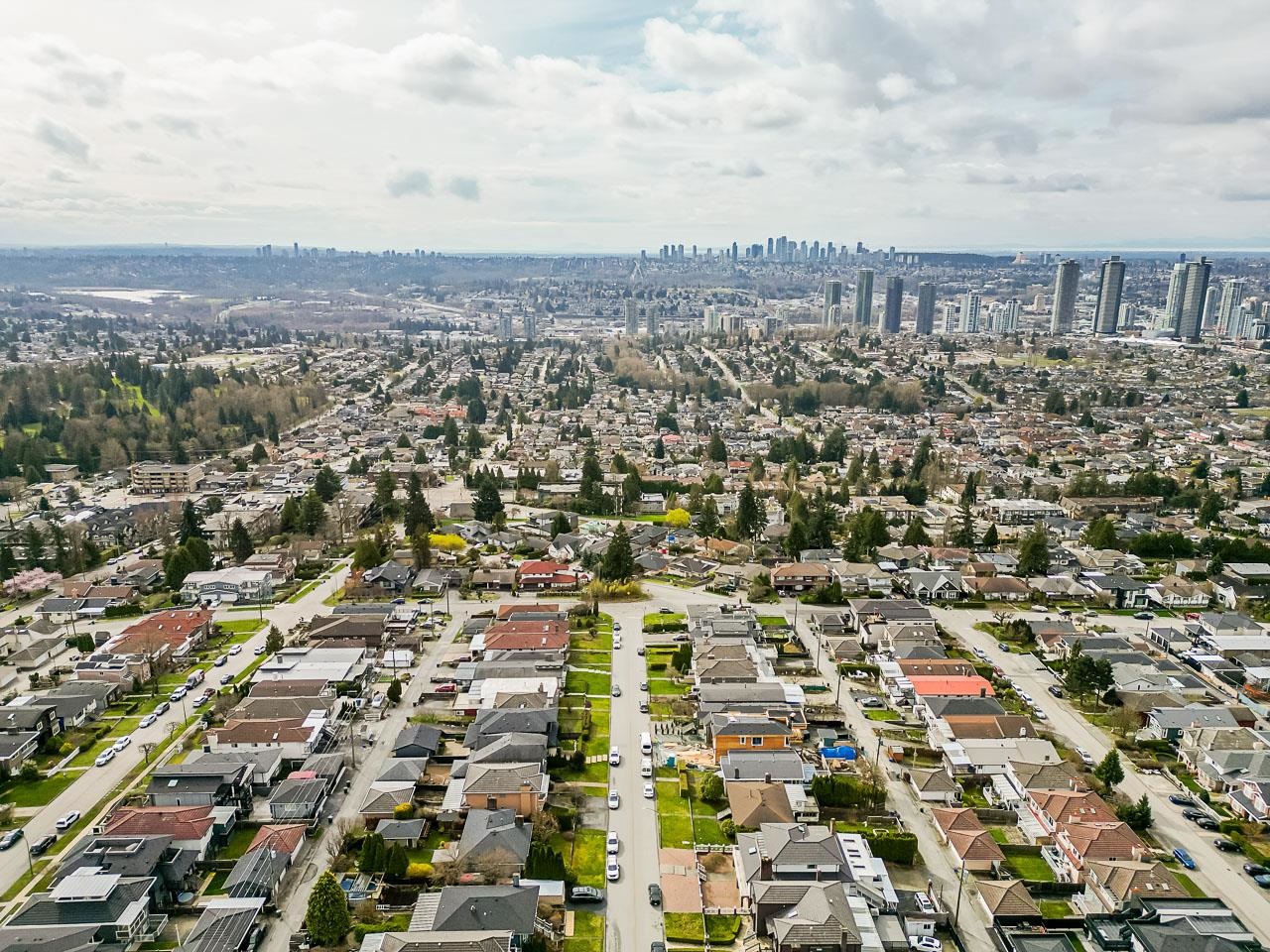 37 GROSVENOR AVENUE 4